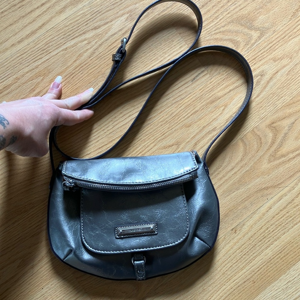 Nine West Gray Crossbody Bag with Sleek Leather Finish